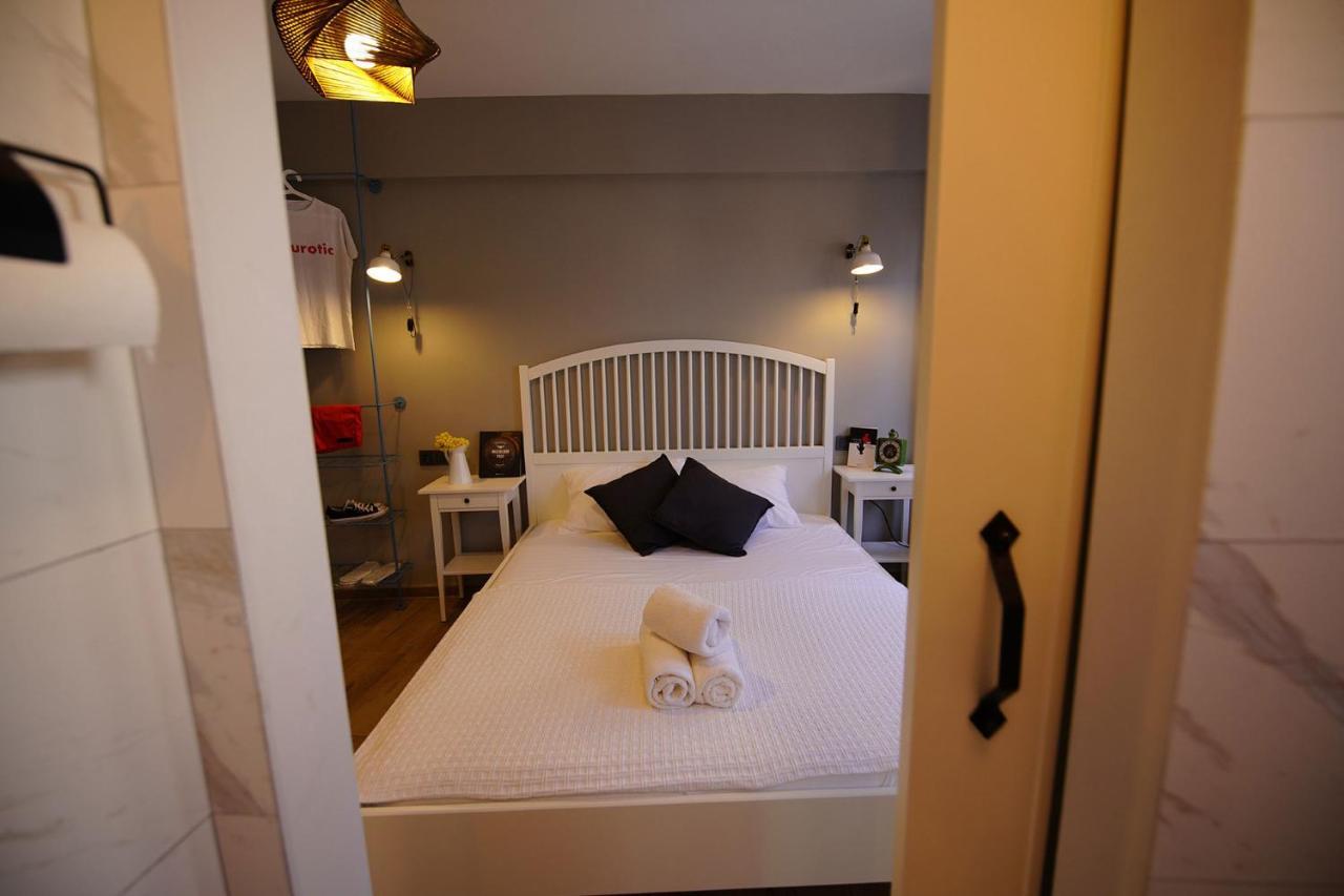 بوزجادا Achilles Otel المظهر الخارجي الصورة